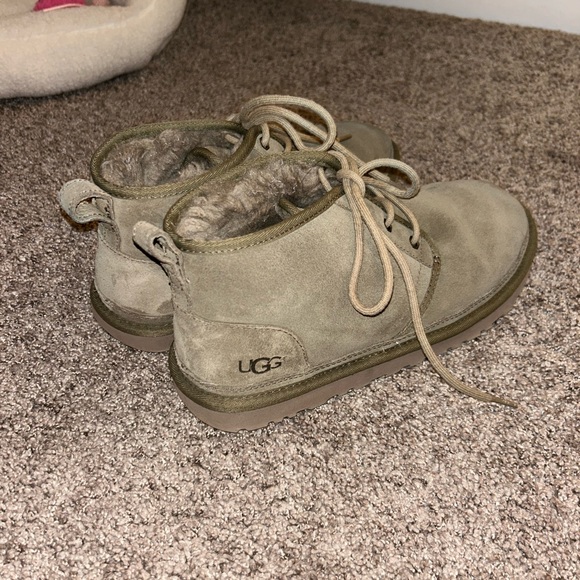 Green ugg boots - Picture 4 of 4